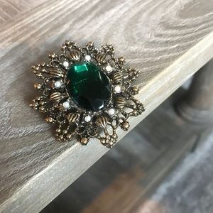 Vintage Brooch with Pearls & Green Rhinestone
